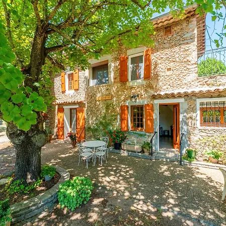 Дом отдыха Chez Martha *