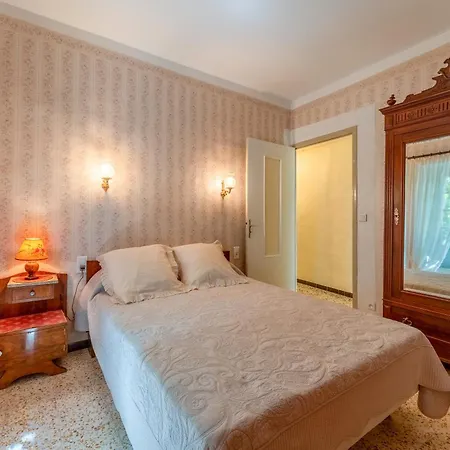 Chez Martha 펜션 *